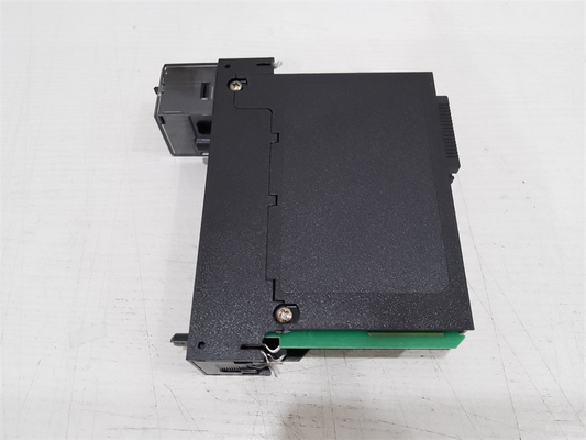 Модуль выхода 24VDC DC 8 Ален-Брэдли 1756-OB8 ControlLogix цифров