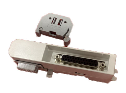 ABB TB805 3BSE008534R1 Автобусный выходный модуль Автобусный расширительный кабель адаптер D-Sub 25