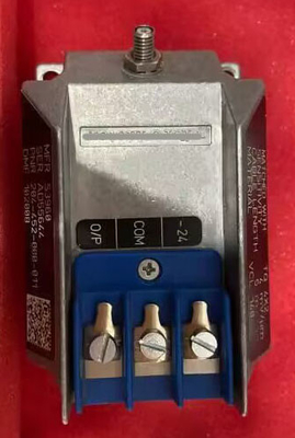 IQS452 204-452-000-011 Сигнальный кондиционер системы близости