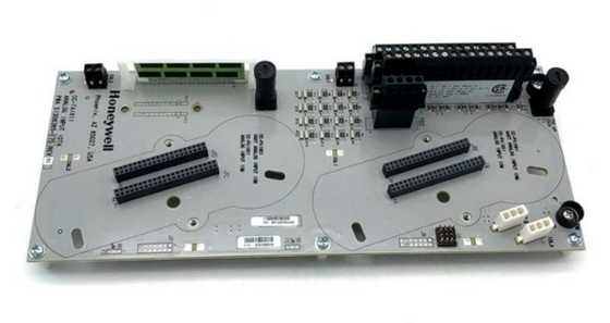 CC-TAIX11 Аналоговый входный модуль Honeywell IOTA Module Rev B2 PLC Module