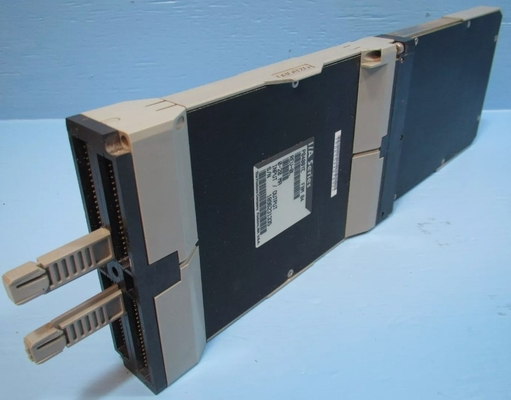 Foxboro P0400YE FBM04 0-20 MA Модуль интерфейса содержит четыре аналоговых входных и четыре выходных канала