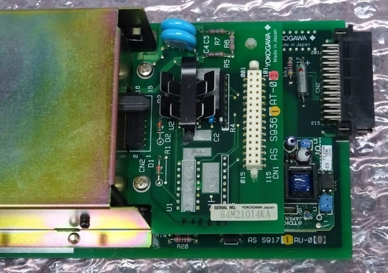 AIP571 YOKOGAWA Электрический приемопередатчик RIO I/O Модуль полевого управления V-net Control Bus 24 V DC