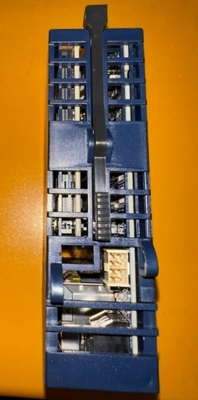 IC695CPE305 GE Проводить управление машинами, процессами и системами обработки материалов в реальном времени
