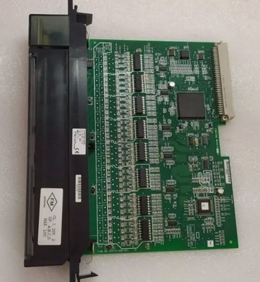 IC697MDL653 GE Дискритетные входные модули 24 вольт постоянного тока положительная / отрицательная логика 32 точки