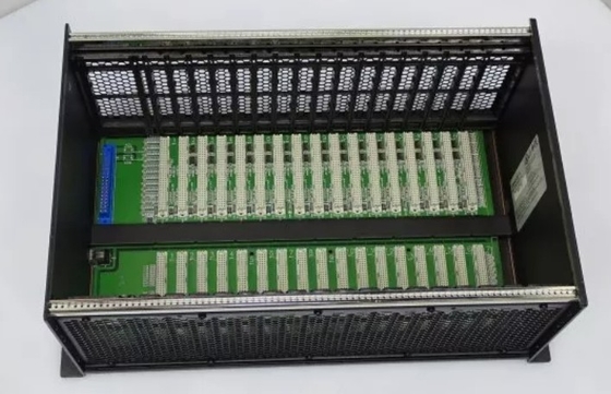 IC698CHS017 GE PACSystems RX7i Racks 17 Слот Передняя и задняя установка ЦПУ и конфигурации В/В