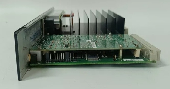 IC698CPE030 Центральный процессор GE общается с I/O и смарт-модулем опций