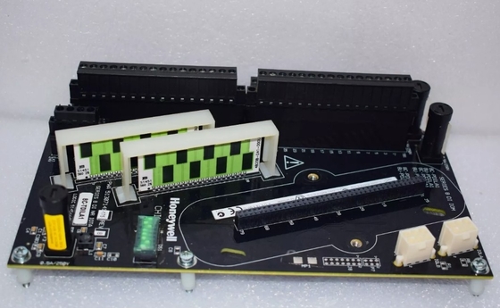 Honeywell 8C-TDILA1 серии 8 цифровой входный модуль 24V IOTA покрытый