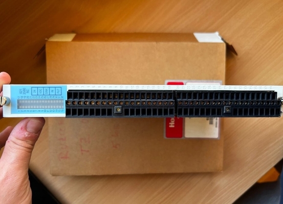 Honeywell 621-3580RC 24VDC 32-точечный цифровой входный модуль для промышленной автоматизации