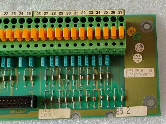 QHFT 201 YL681001-AB ABB TACHO терминальная панель