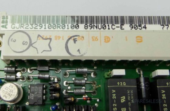 89NU01C-E GJR2329100R0100 ABB Реле безопасности