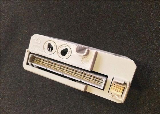 Модуль цифрового входного сигнала 8 CH Abb AI835 3BSE008520R1 Abb