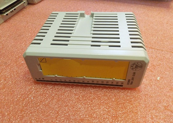 Модуль 4 CH цифрового данного DO890 ABB S800 изолировал части 3BSC690074R1 PLC интерфейса безопасности запасные