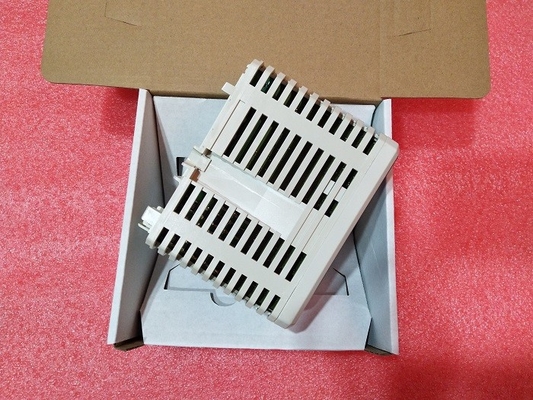 I/O 3BSC690087R1 Ch S800 модуля 8 аналогового выхода PLC AO895 ABB