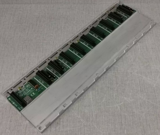 F3BU09-0NS1 YOKOGAWA 9-слотный блок Основные модули, вмещающие различные модули Модуль ввода/вывода