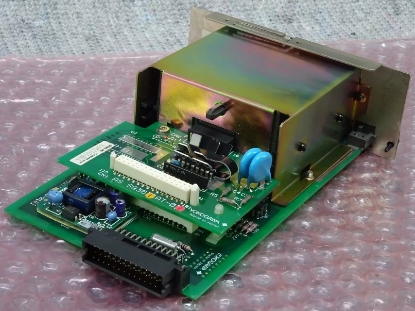 AIP571 YOKOGAWA Электрический приемопередатчик RIO I/O Модуль полевого управления V-net Control Bus 24 V DC