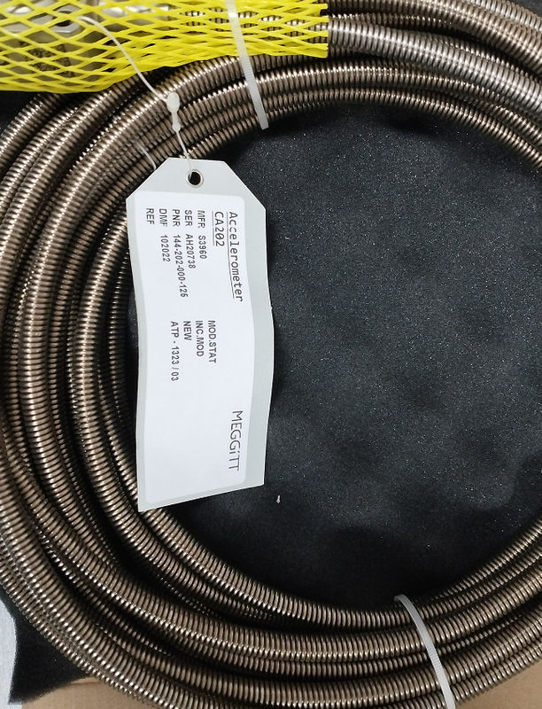 CA202 144-202-000-125 Пьезоэлектрический акселерометр